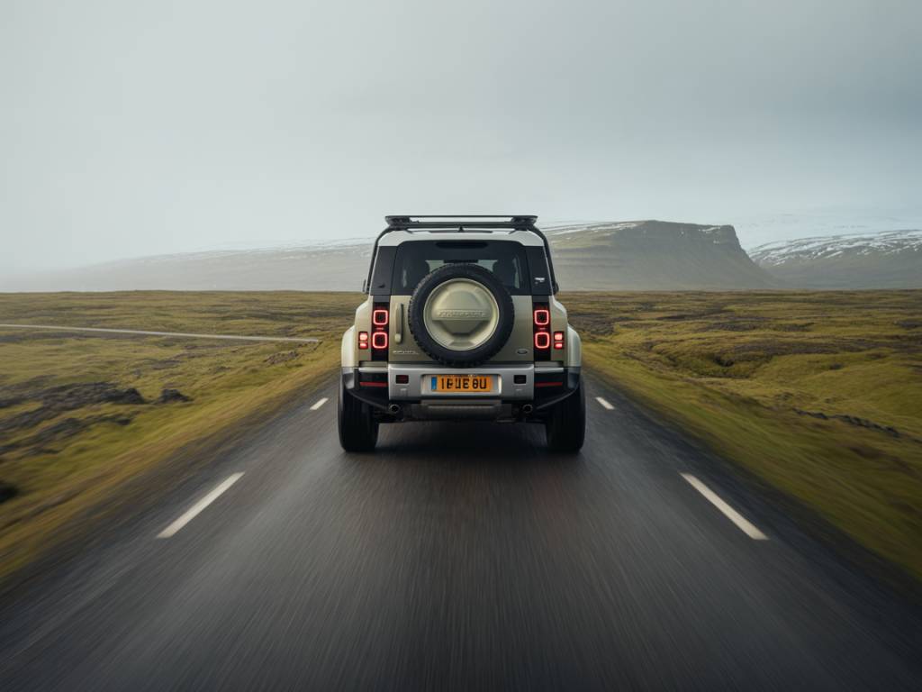 Land Rover Defender face aux conditions extrêmes : test grandeur nature sur les routes d’Islande